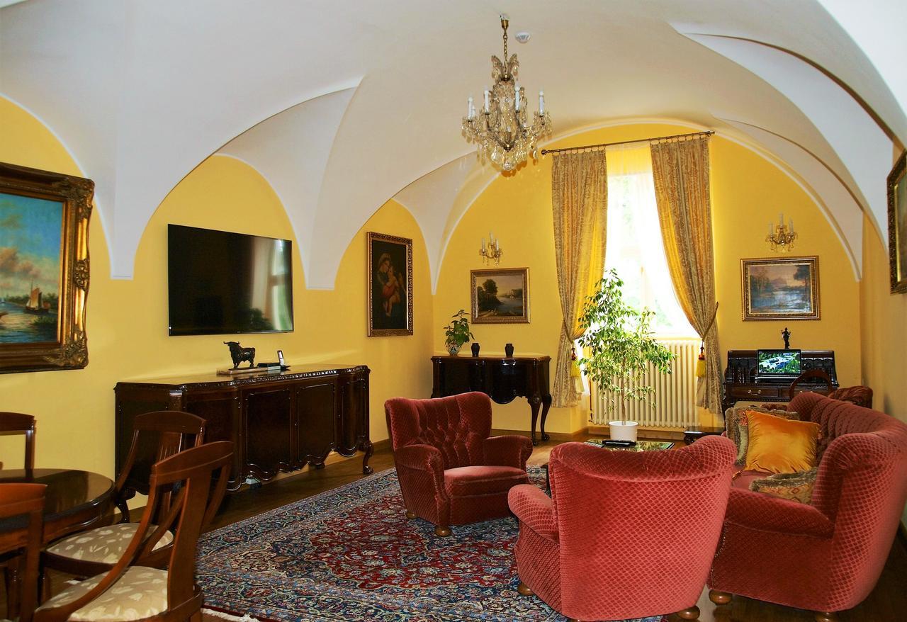 Zamek Svetla Nad Sazavou Hotel Buitenkant foto